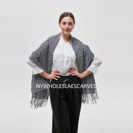 Small Buffalo Check Blanket Scarf Black/White XG22123-6  Small Buffalo Check Blanket Scarf Black/White XG22123-6
