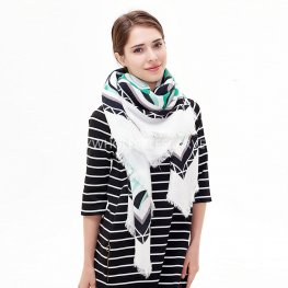 XH23106 Soft Circle and Swirl Print Blanket Shawl