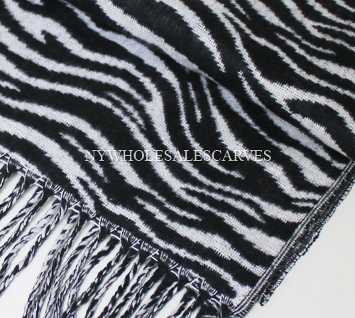 Cashmere Feel Scarf 505-01 Color: BK/WT